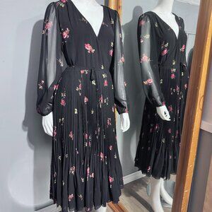 Aritzia Wilfred NWT Wrap Dress Black Floral Size M Pleated